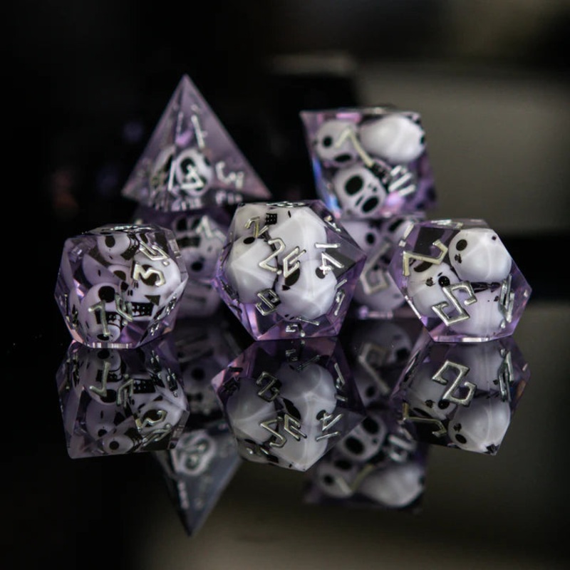 Misty Mountain - Corpse Lavender Sharp-Edged - 7-set Resin Dice